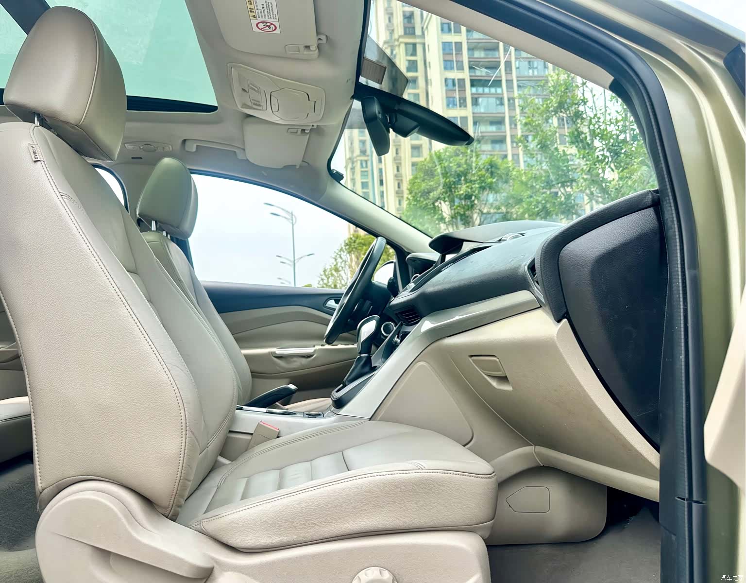 Ford Kuga, 2014 18