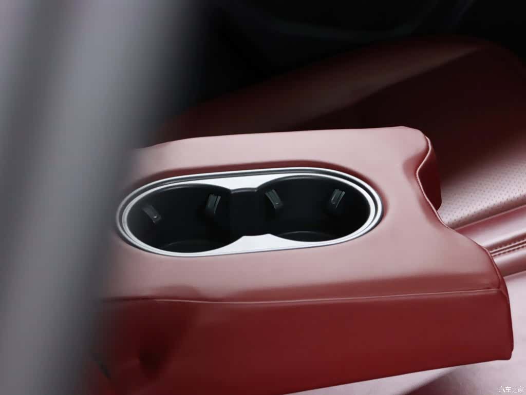 Porsche Macan, 2023 27