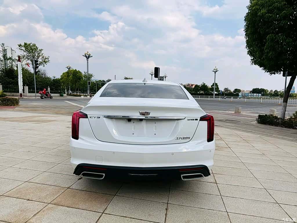 Cadillac CT5, 2023 4