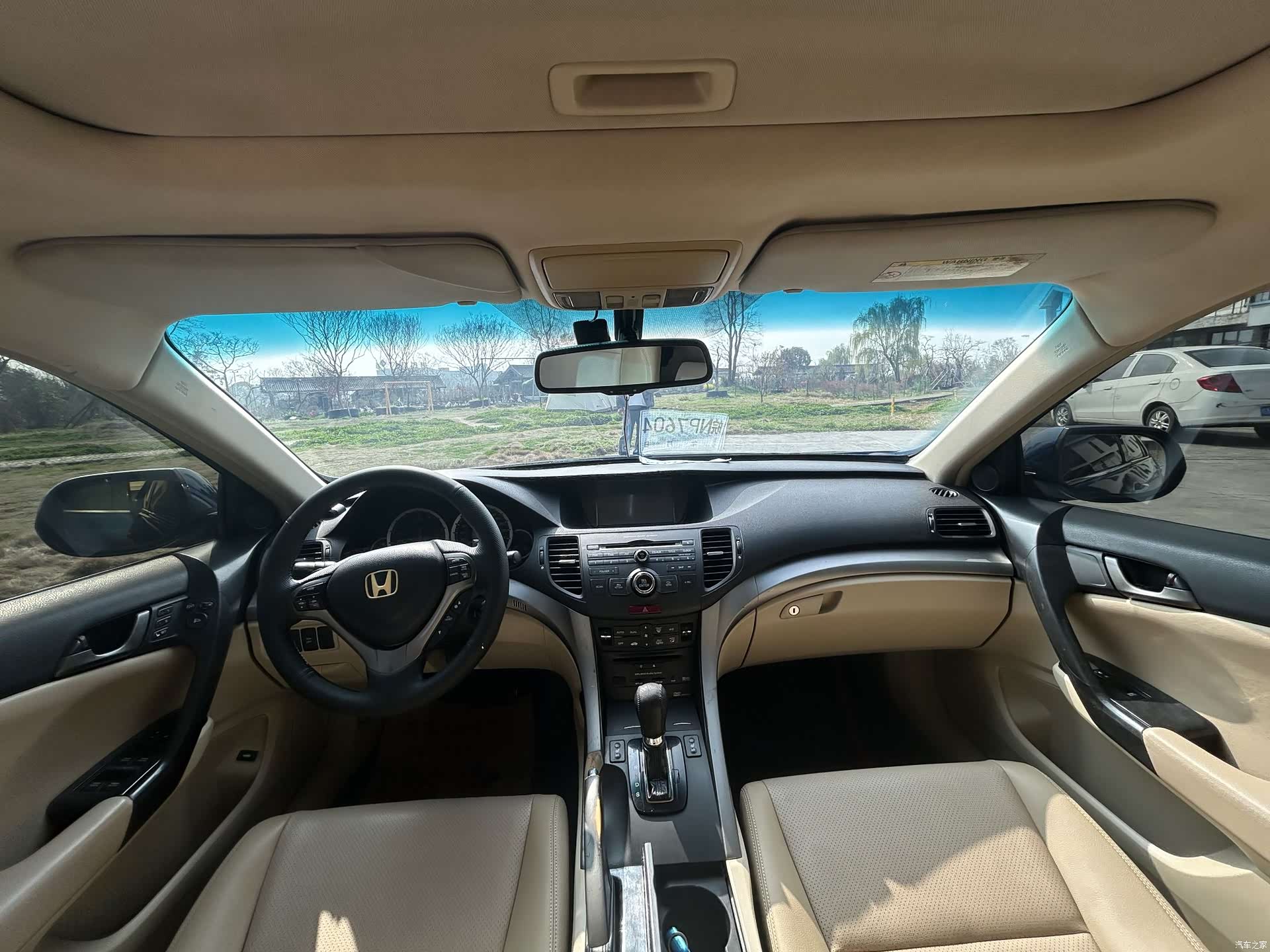 Honda Spirior, 2010 все фото