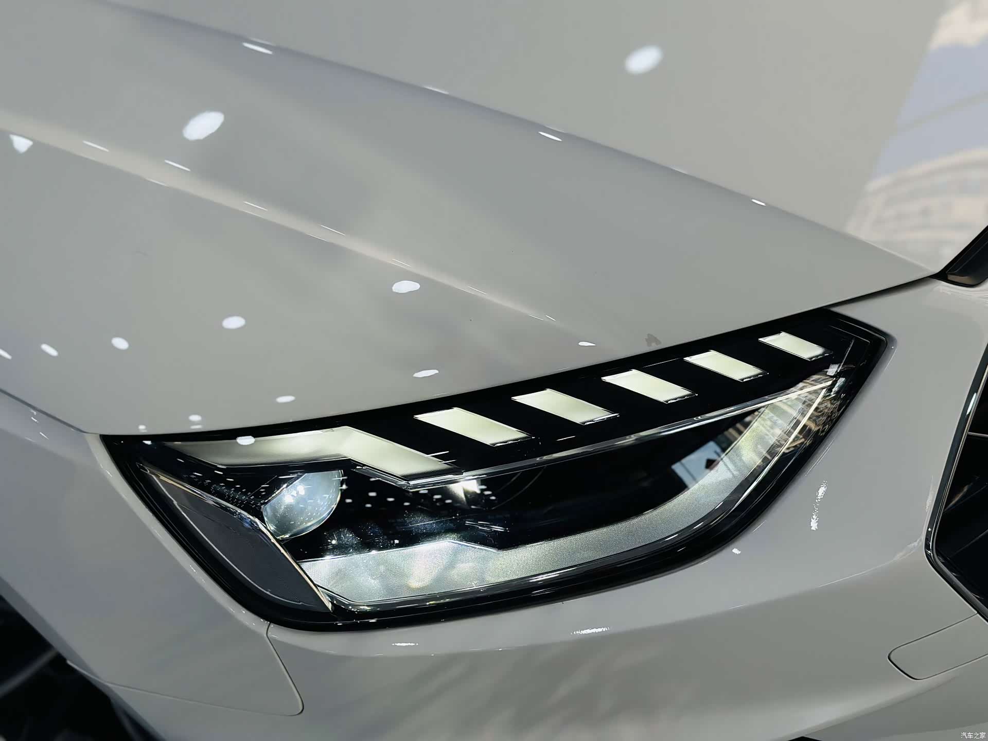 Audi A4L, 2020 11