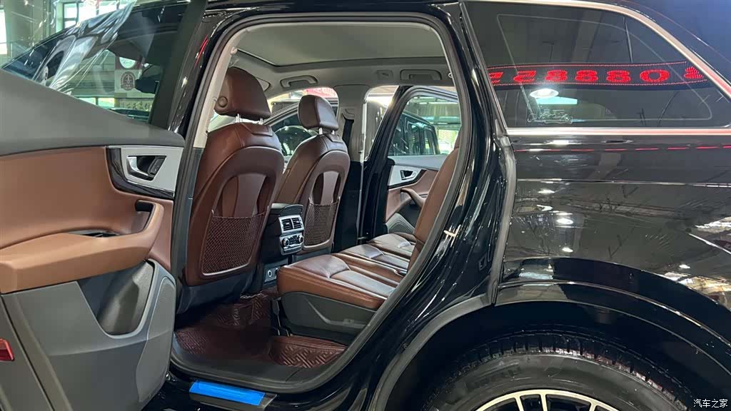 Audi Q7, 2019 7