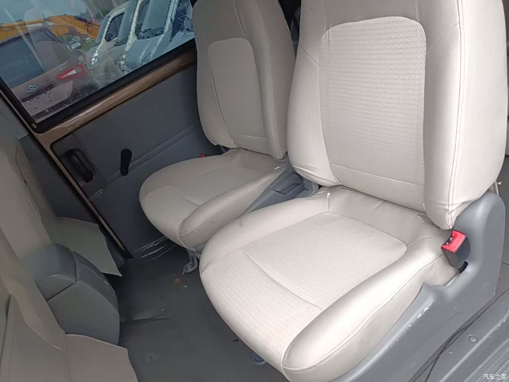 Wuling L3C, 2016 17