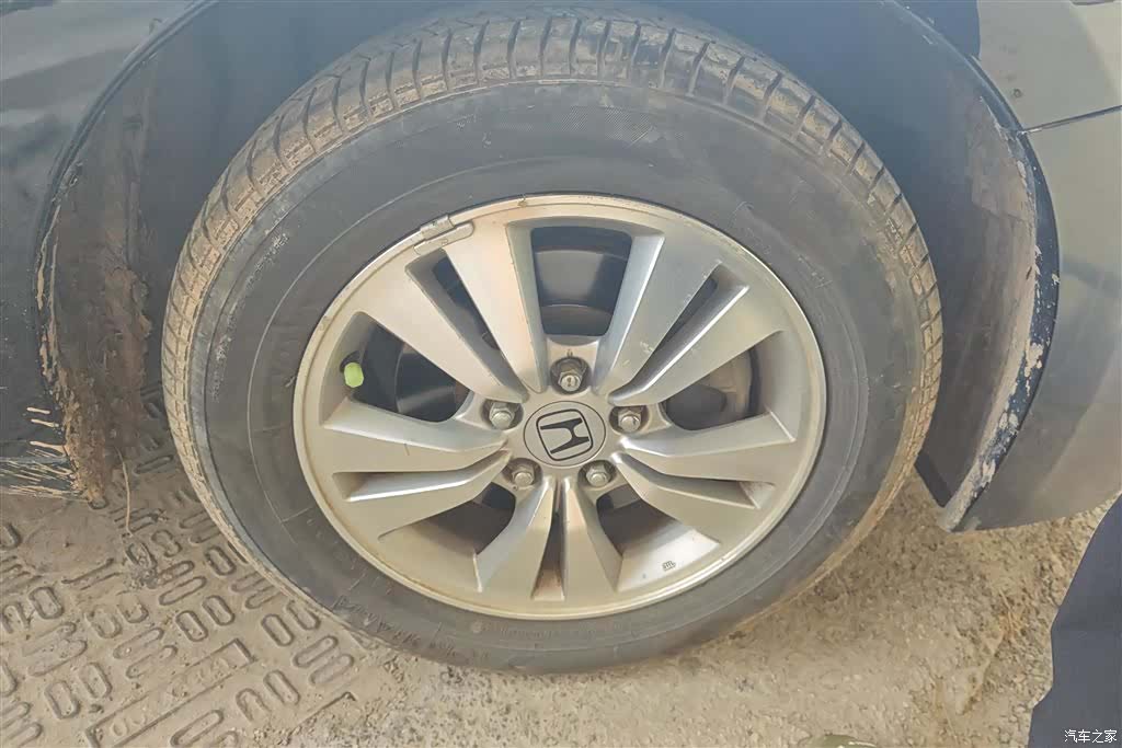 Honda Accord, 2012 6