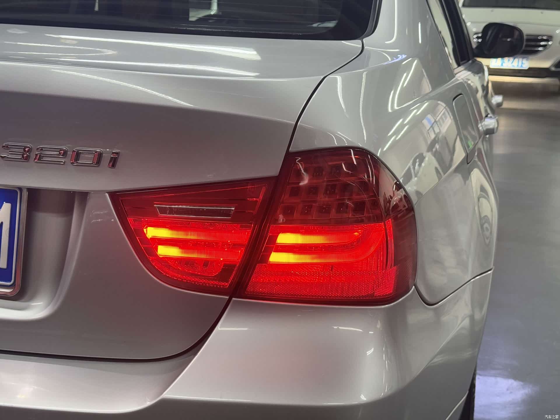 BMW 3 Series, 2011 7
