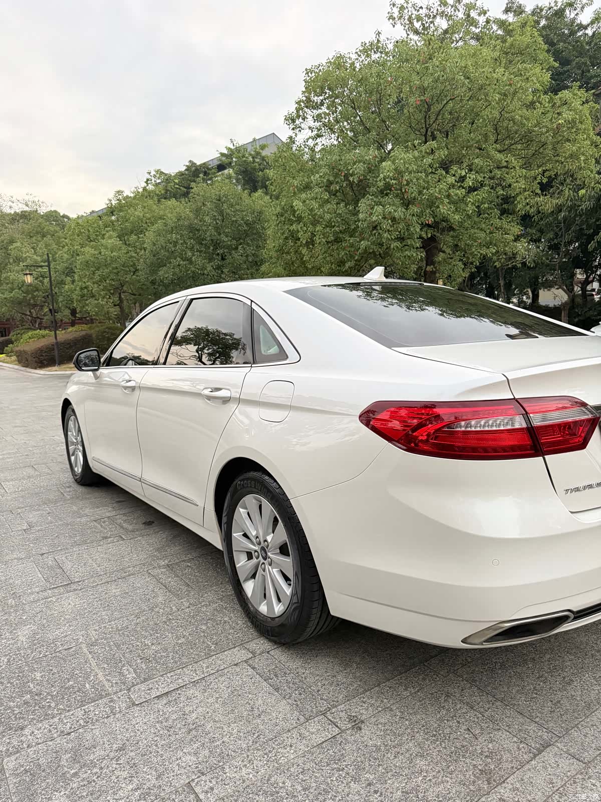 Ford Taurus, 2018 21