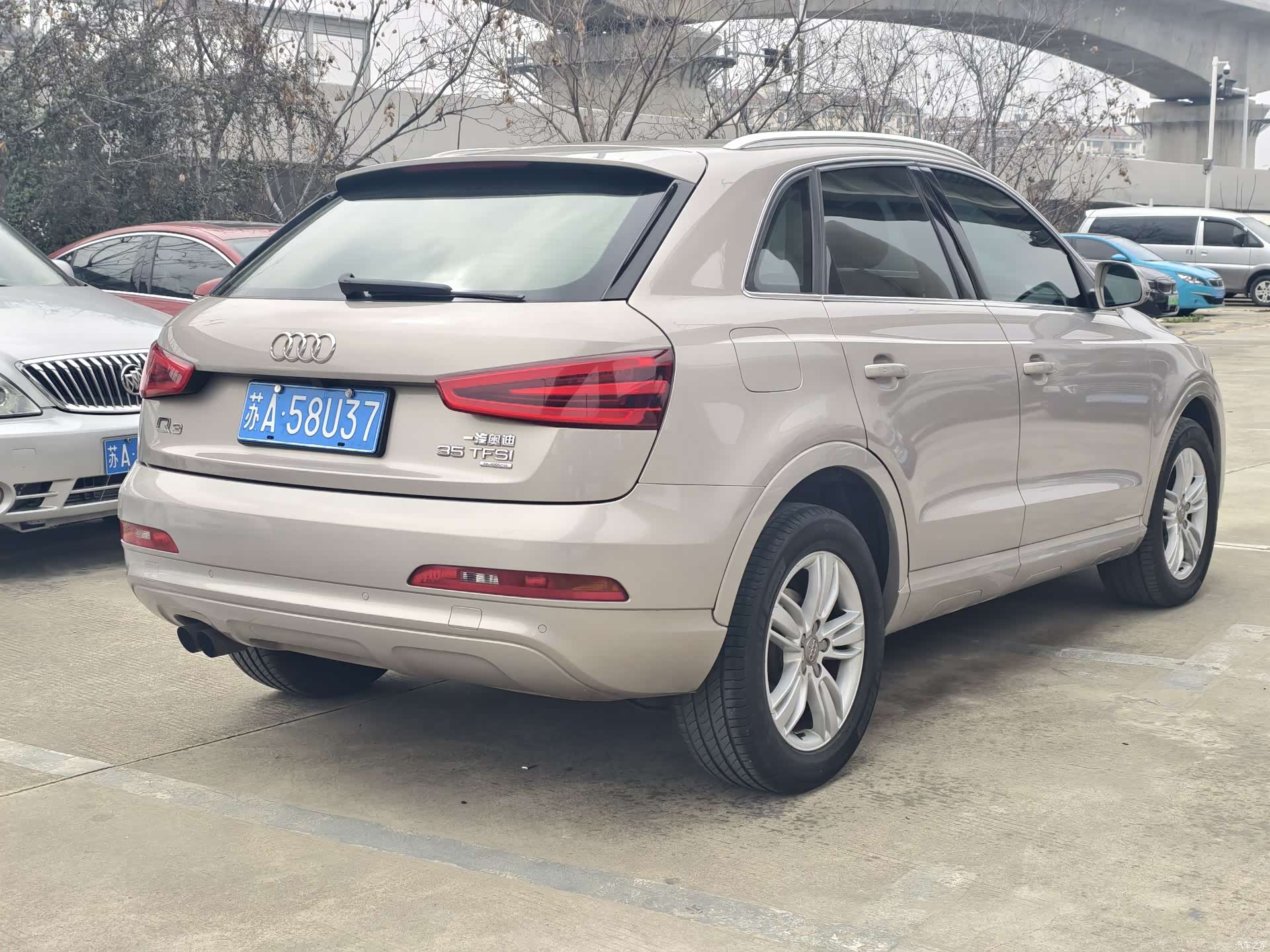 Audi Q3, 2015 4
