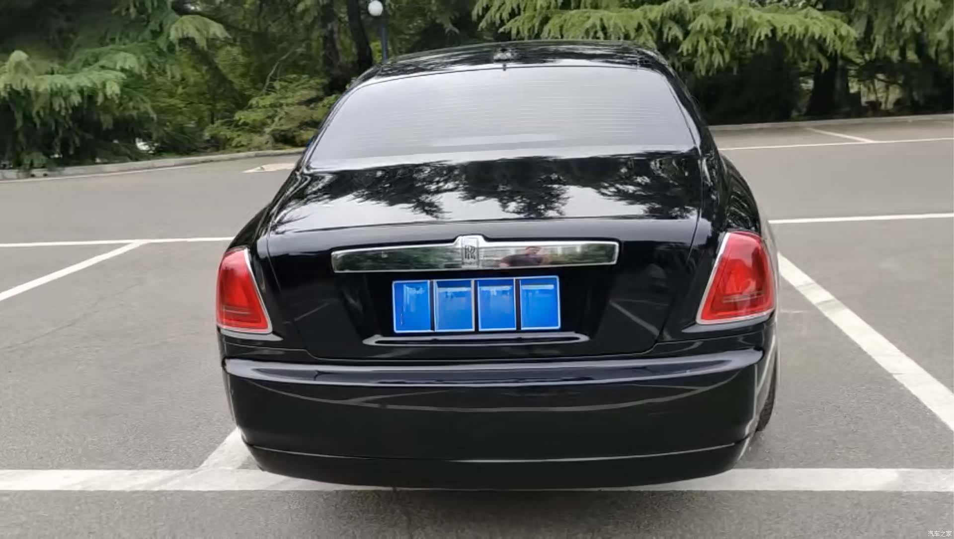 Rolls-Royce Ghost, 2014 4