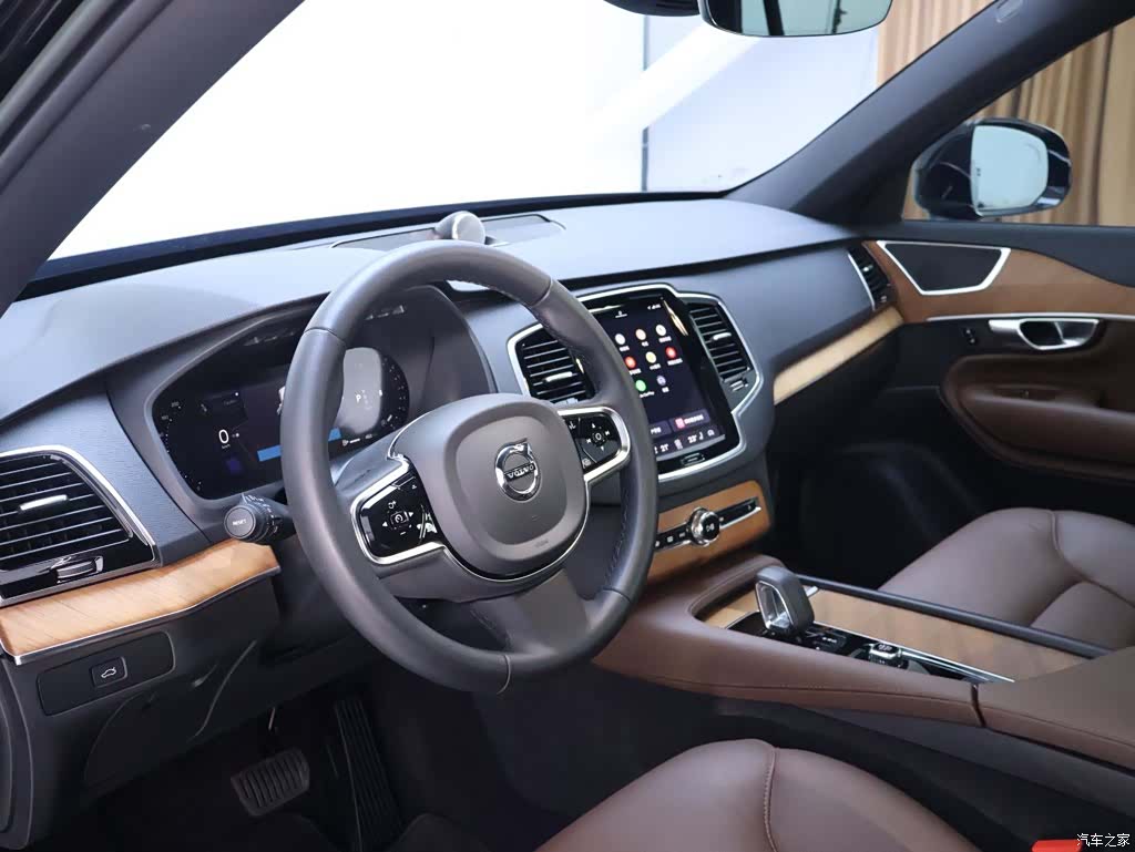 Volvo XC90, 2024 11