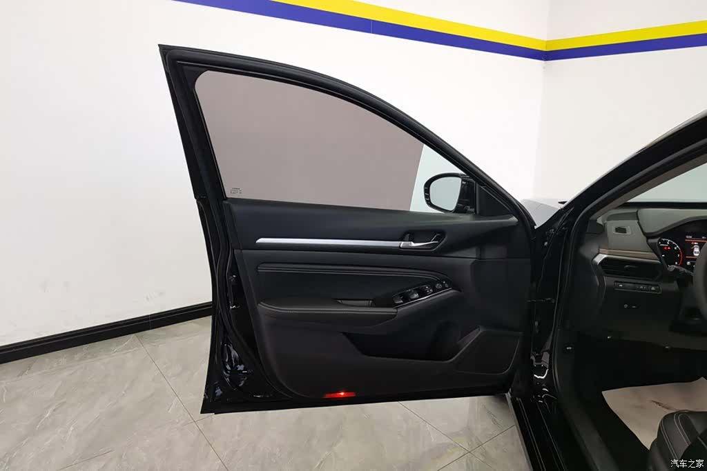 Nissan Teana, 2022 7