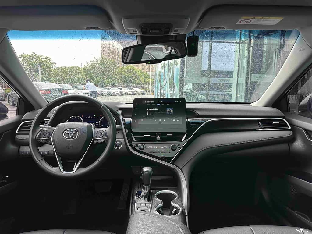 Toyota Camry, 2023 16