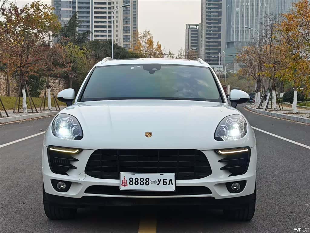 Porsche Macan, 2016 все фото