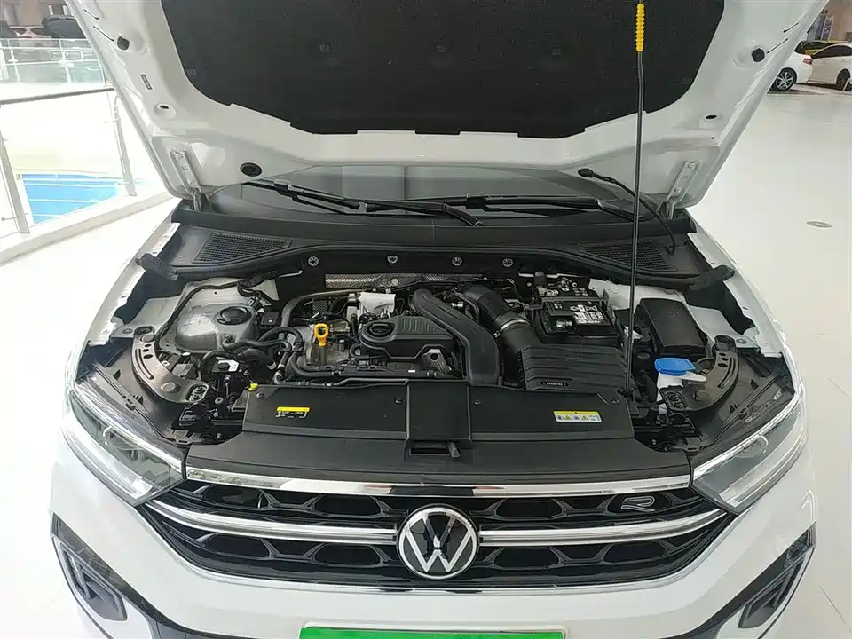Volkswagen T-ROC exploring Songs Volkswagen T-ROC exploring Songs