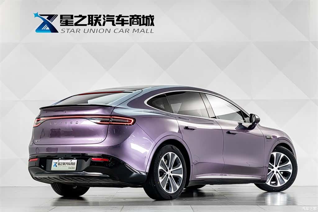 Luxeed R7, 2025 7
