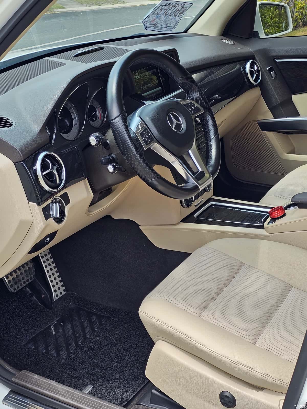 Mercedes-Benz GLK-Class, 2015 6