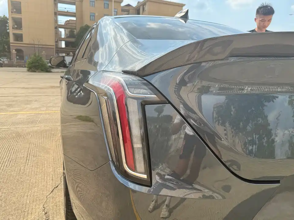 Cadillac CT4