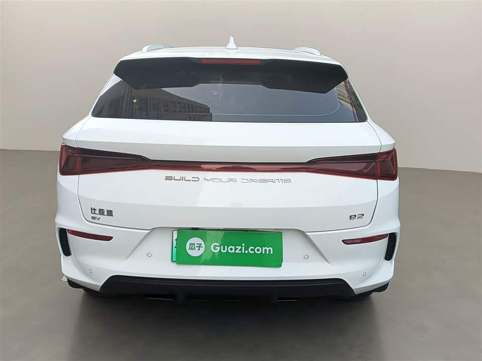 BYD e2