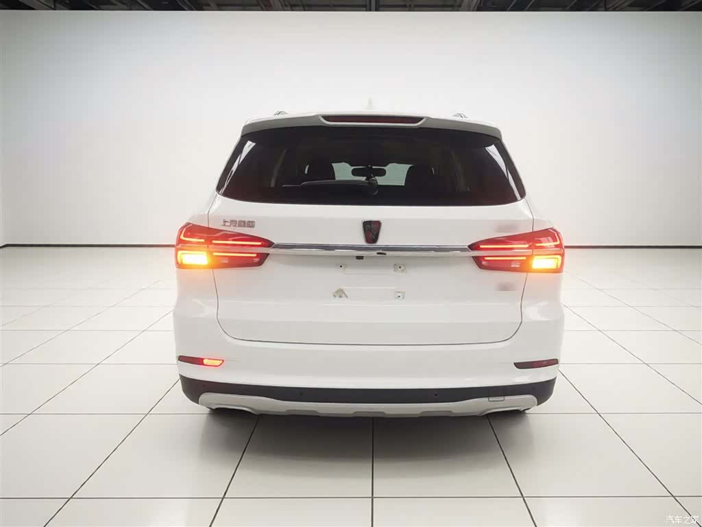 Roewe RX5, 2017 4