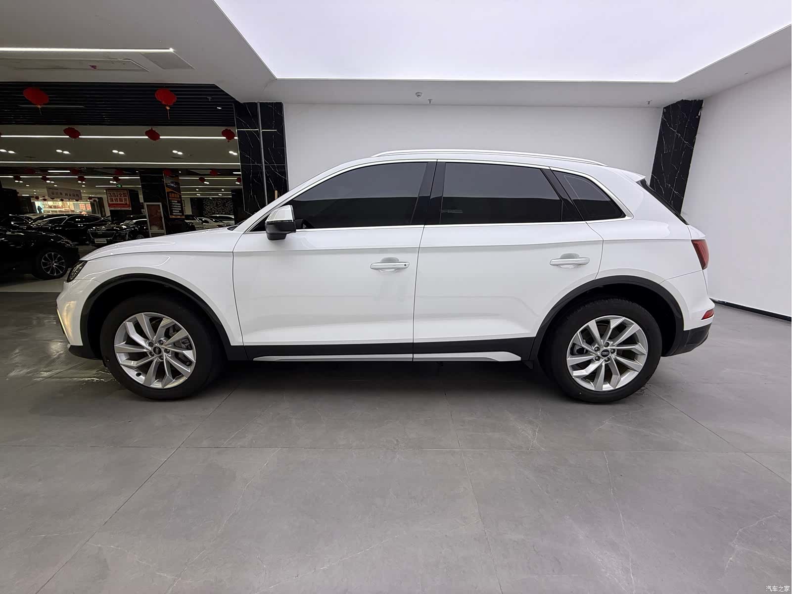 Audi Q5L, 2024 6
