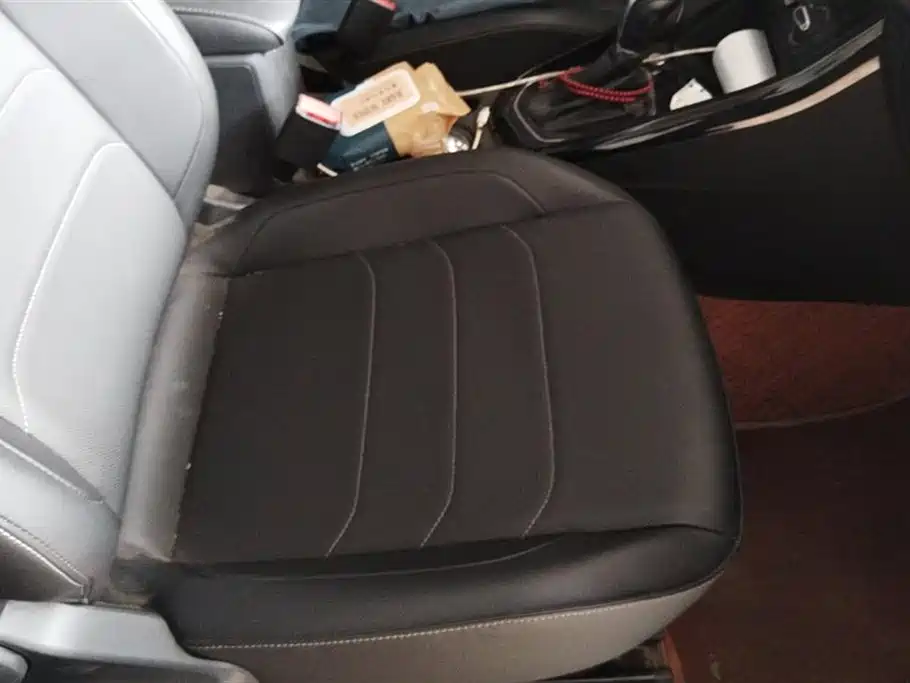 Jetta VS5