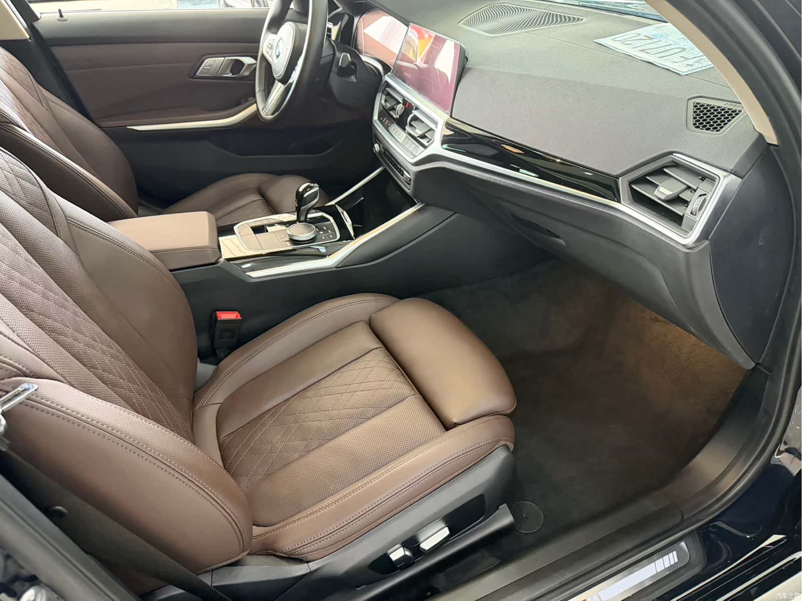 BMW 3 Series, 2022 11