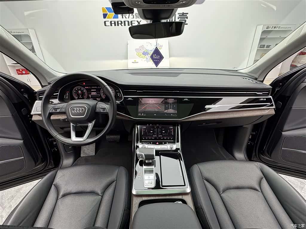 Audi Q7, 2023 9
