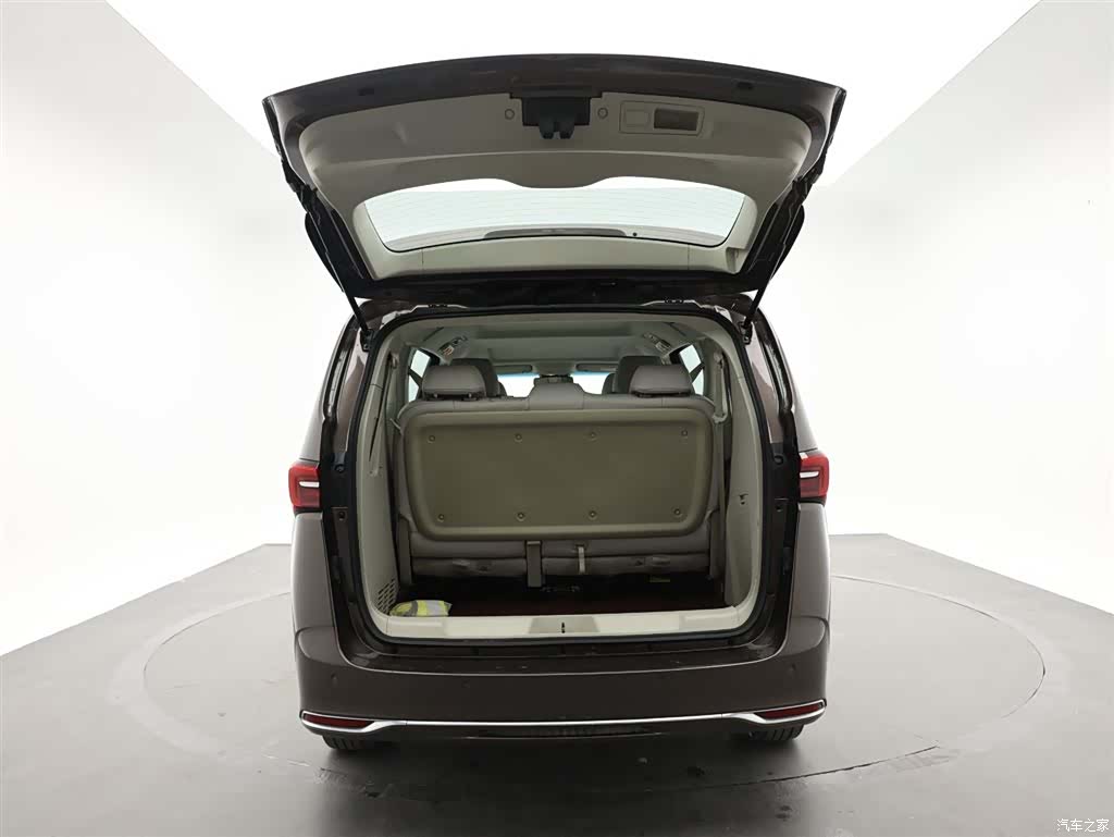 Buick GL8, 2023 8