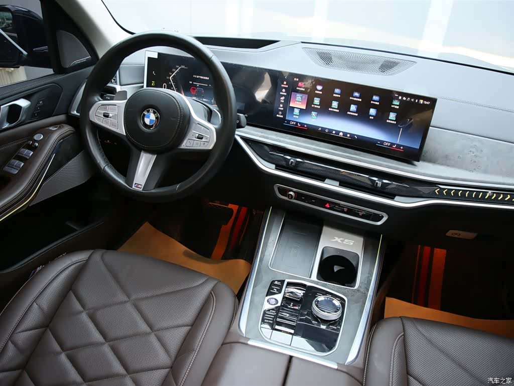 BMW X5, 2024 9