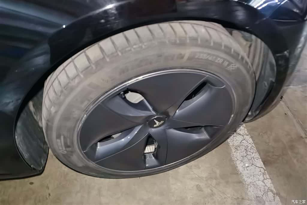 Tesla Model 3, 2020 6