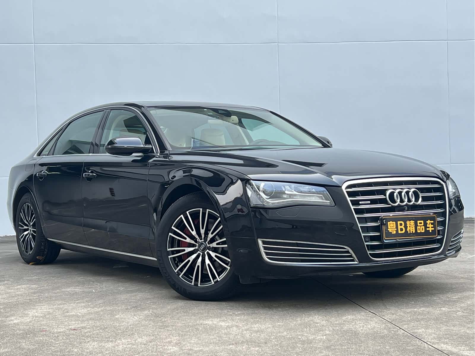 Audi A8L, 2013 3