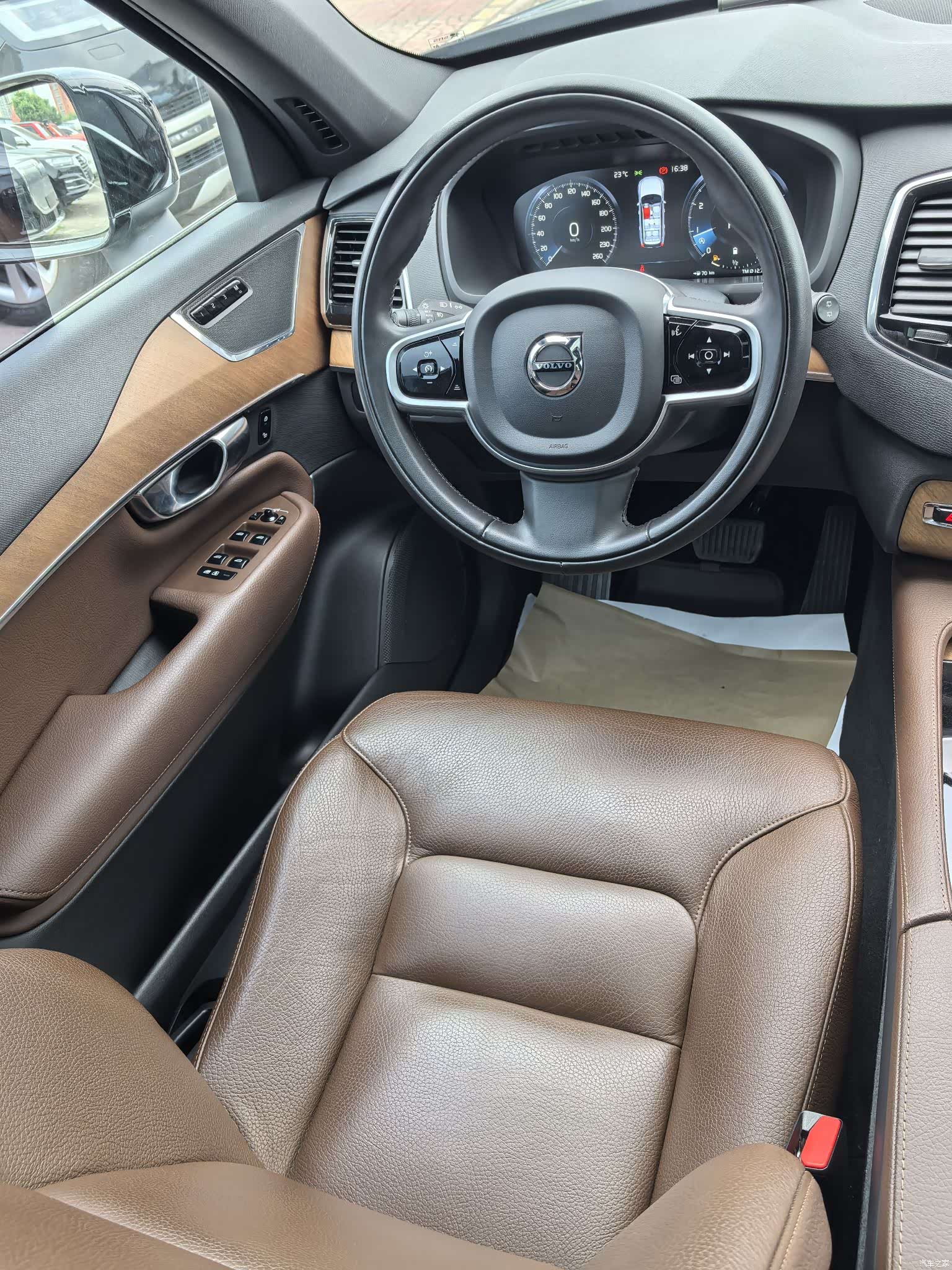 Volvo XC90, 2021 19