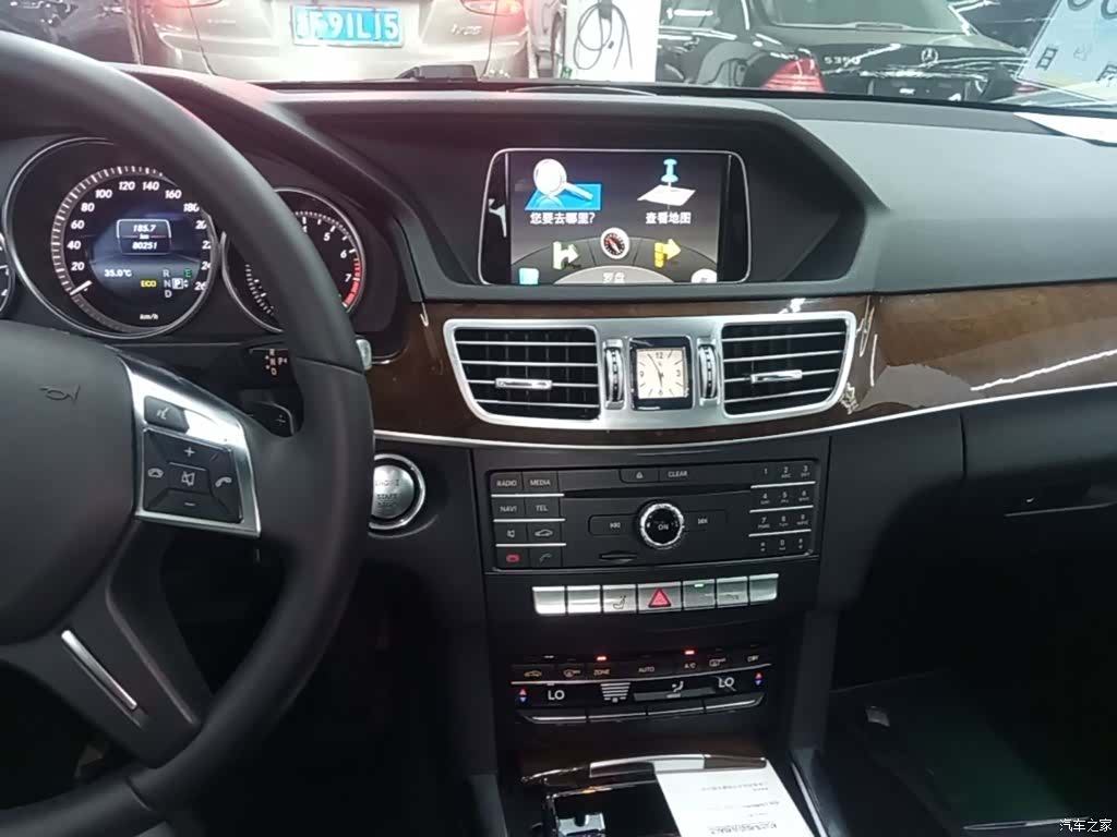 Mercedes-Benz E-Class, 2015 13