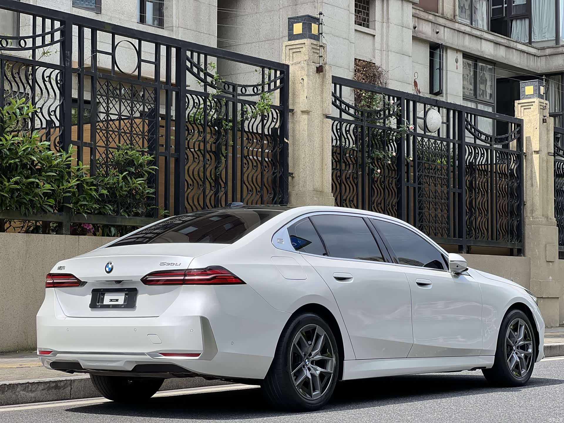 BMW 5 Series, 2024 6