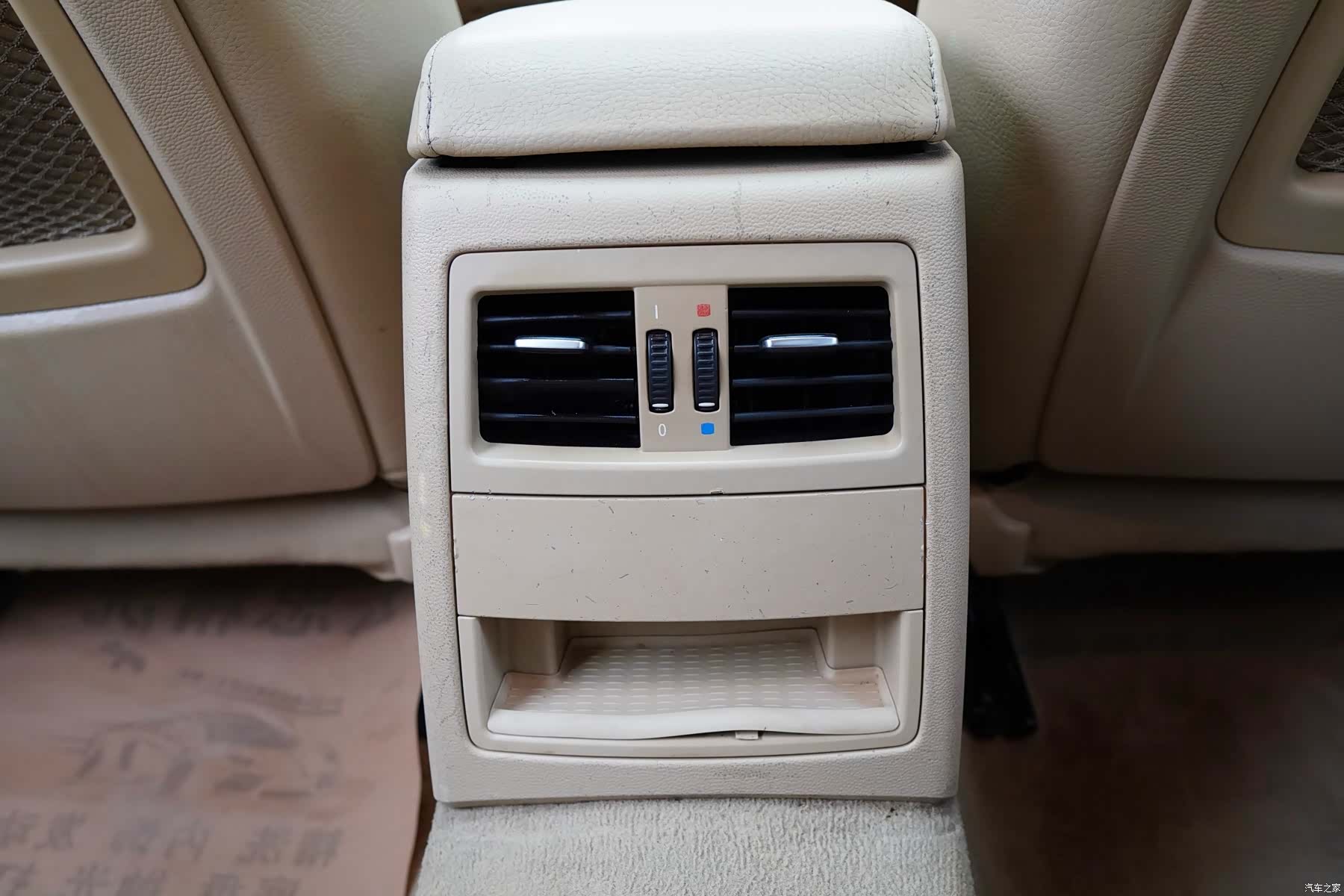 BMW 3 Series, 2011 21