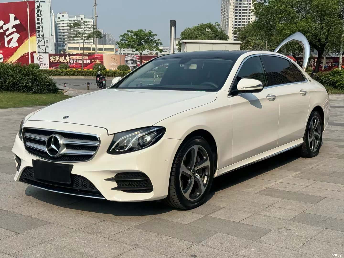 Mercedes-Benz E-Class, 2019 1