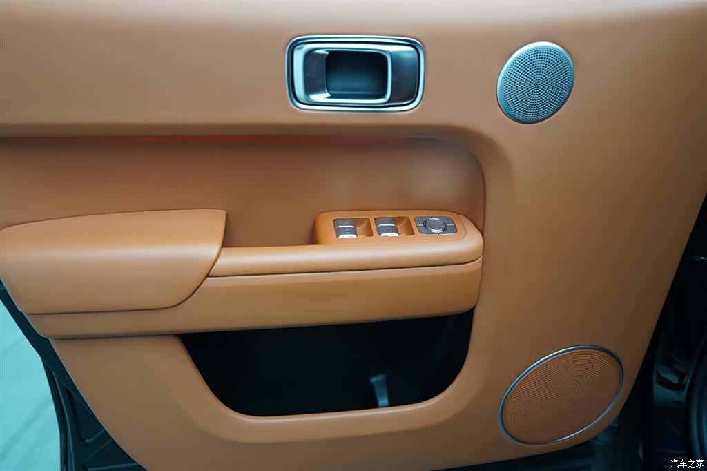 Li Auto L9, 2023 все фото
