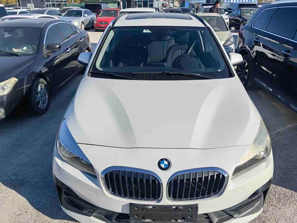 BMW 2 series station wagon