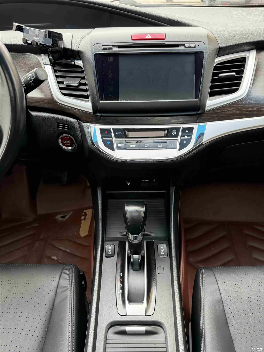 Honda Jade, 2015 11