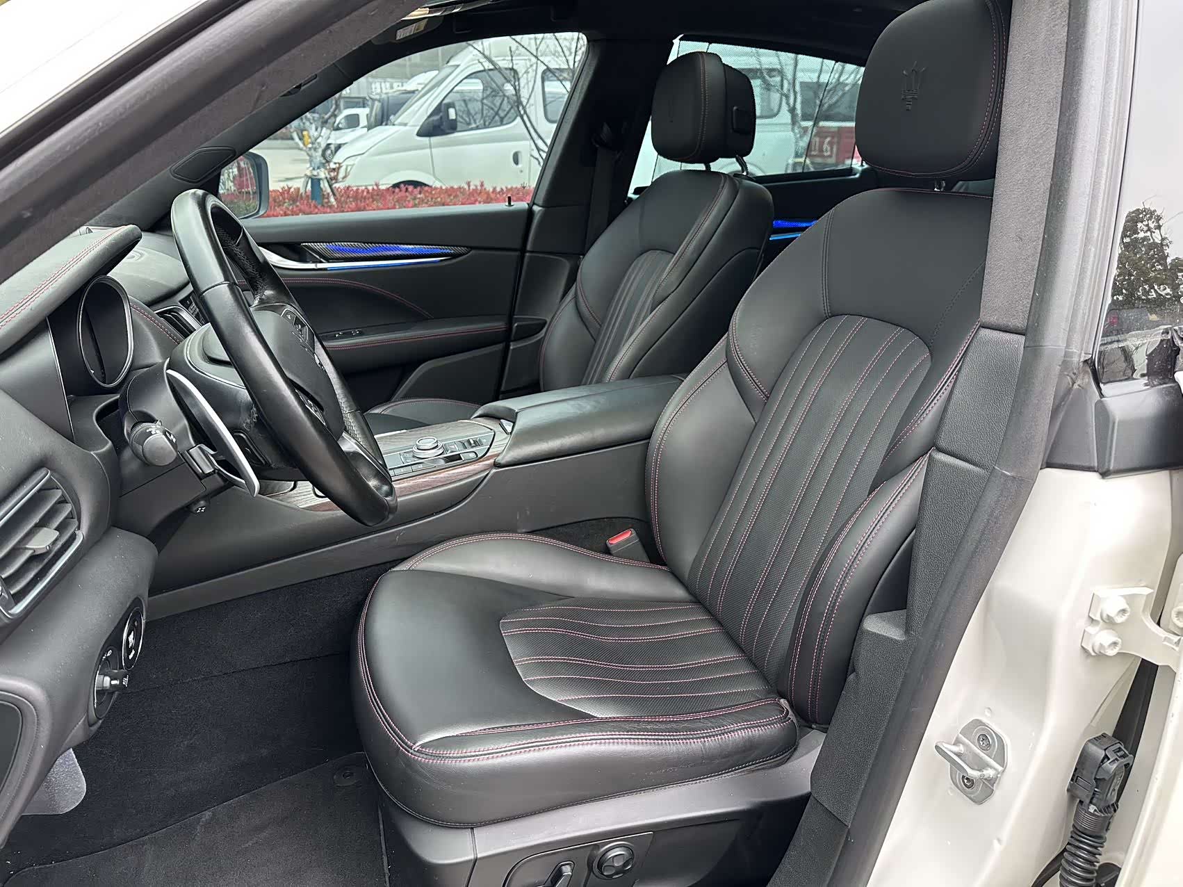 Maserati Levante, 2017 13