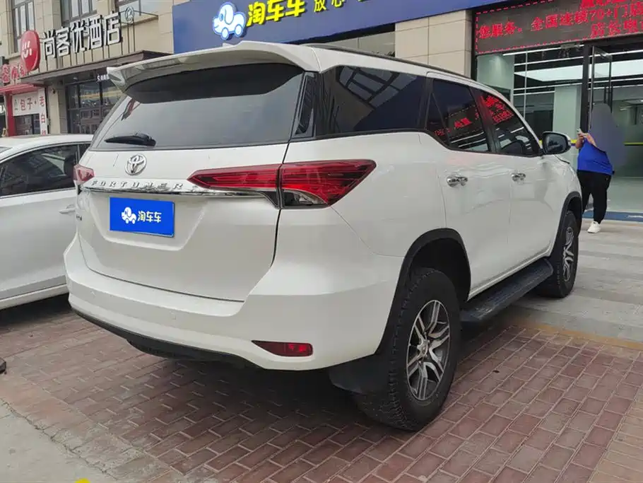 Toyota Fortuner