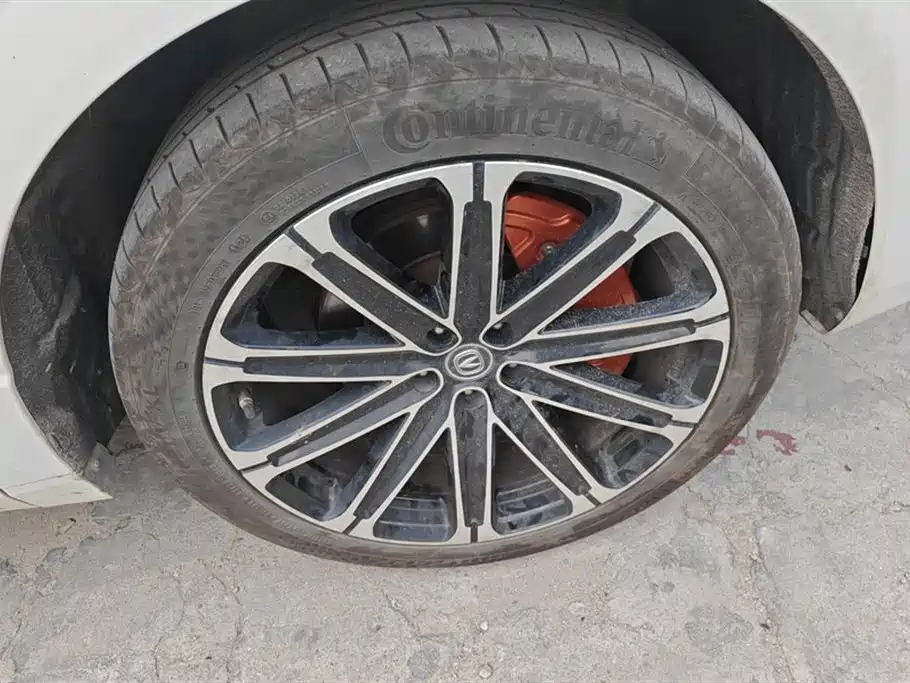 Changan UNI-K Smart iDD