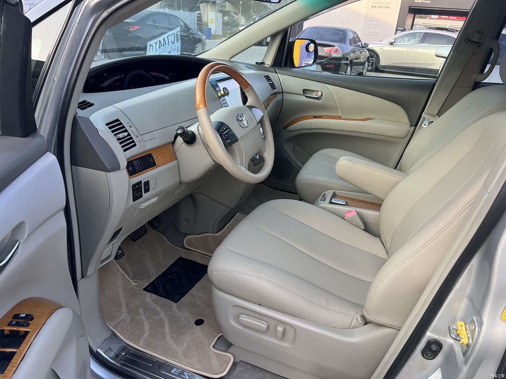 Toyota 7, 2010 12