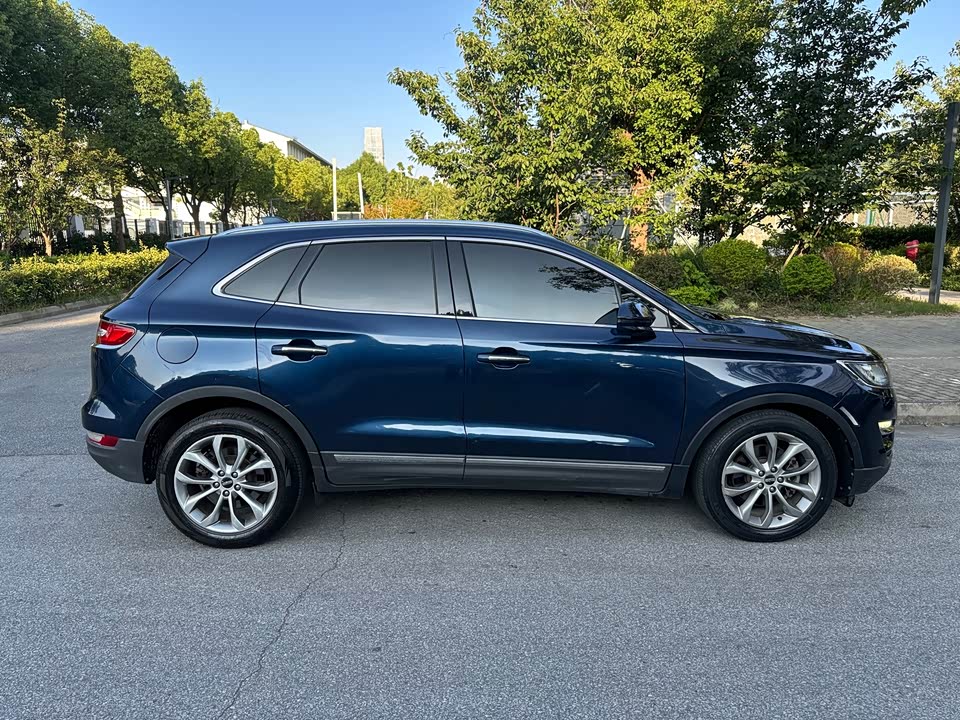 Lincoln MKC