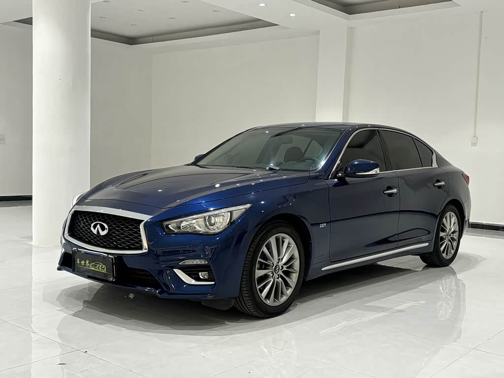 Infiniti Q50L