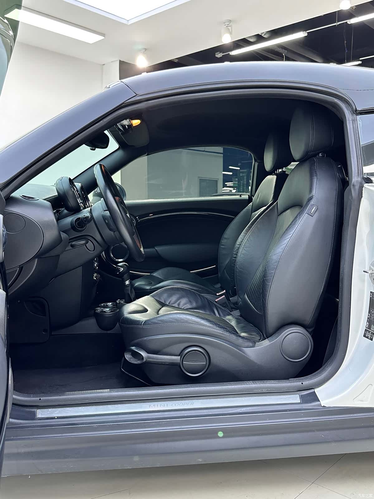 Mini Cooper, 2012 9