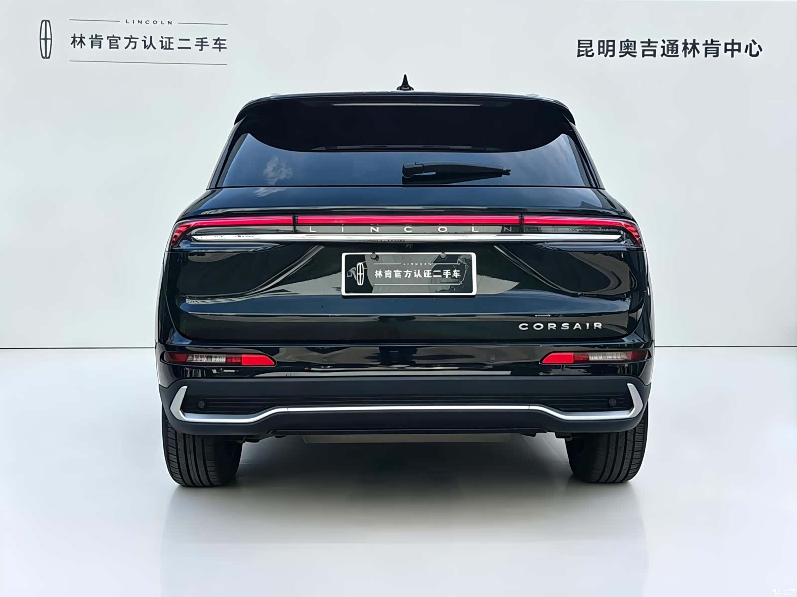 Lincoln Corsair, 2024 все фото