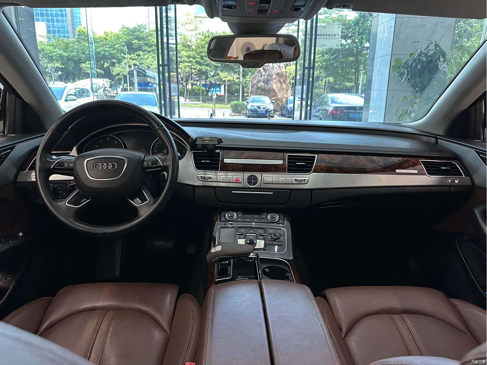 Audi A8L, 2013 4