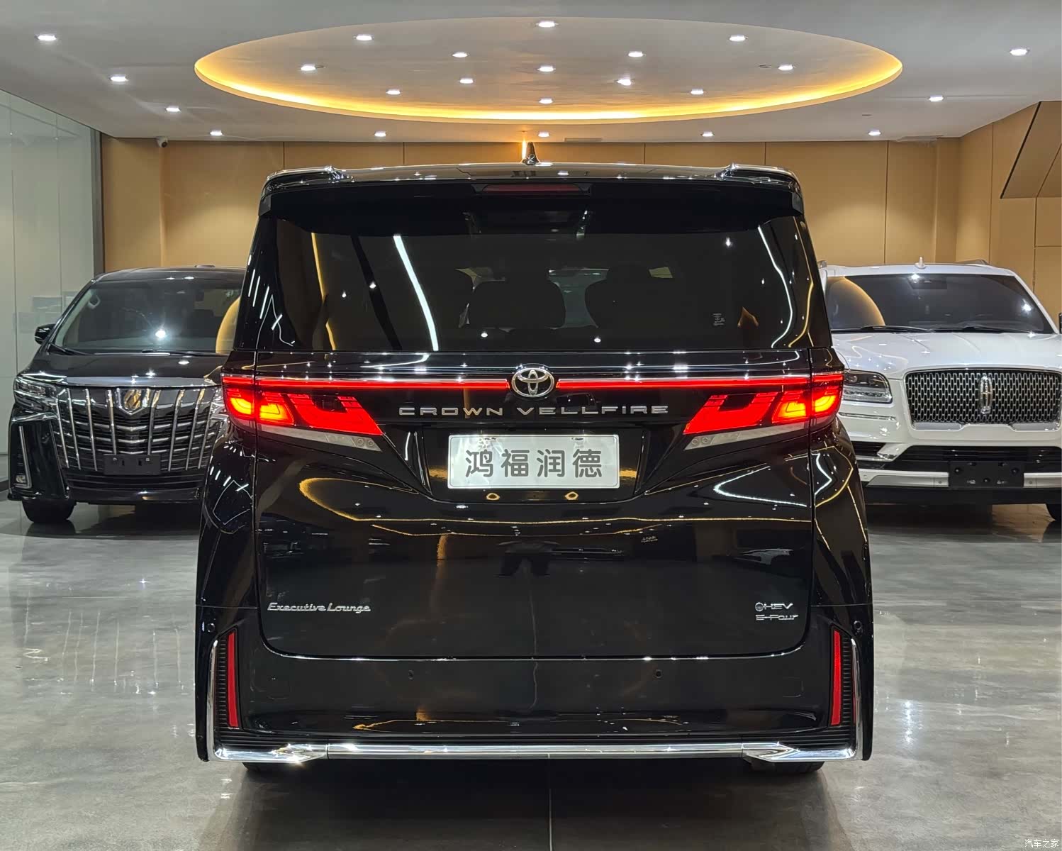 Toyota Vellfire, 2023 11