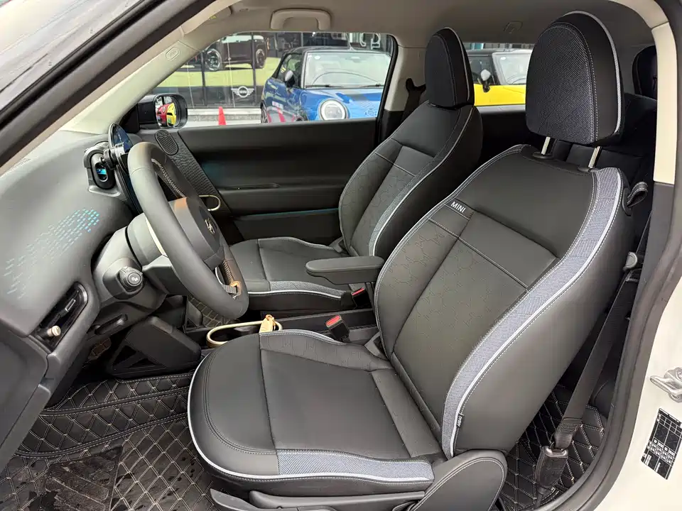 MINI Electric COOPER
