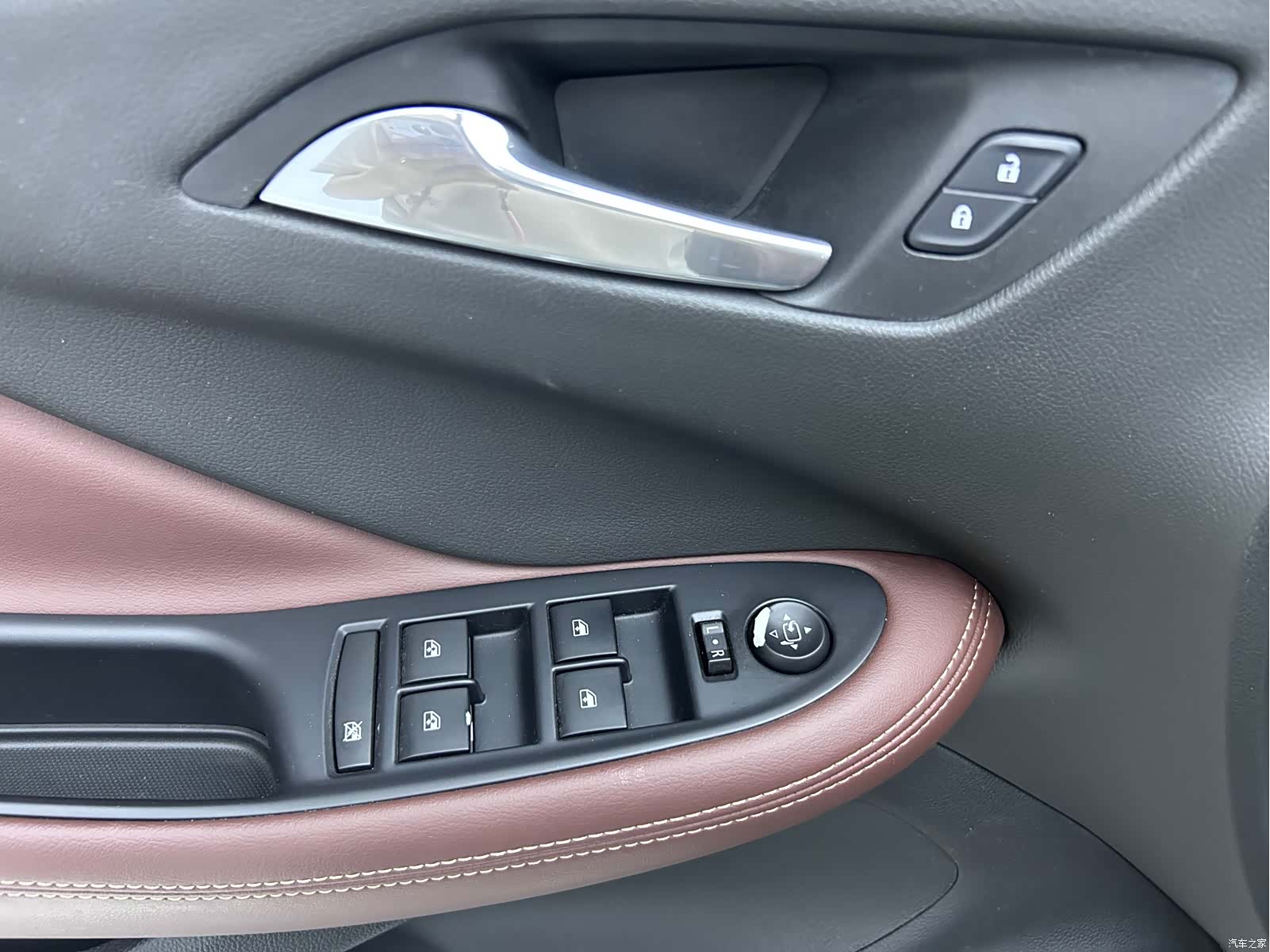 Buick Envision Plus, 2016 12